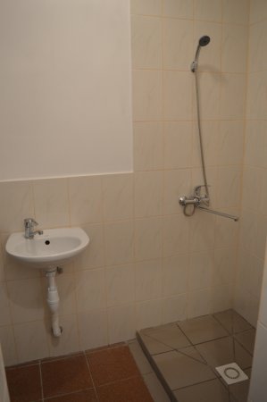 Ремонтні роботи у підвальному приміщенні