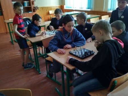 Шкільні змагання