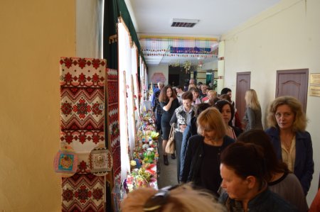 ДІЛИМОСЯ ДОСВІДОМ