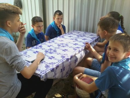 ПЕРШИЙ ДЕНЬ РОБОТИ НАМЕТОВОГО ТАБОРУ "ПОЛІГЛОТ" ДЛЯ УЧНІВ 5-8 КЛАСІВ
