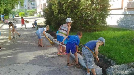 Навчальна практика та екскурсії в початковії школі
