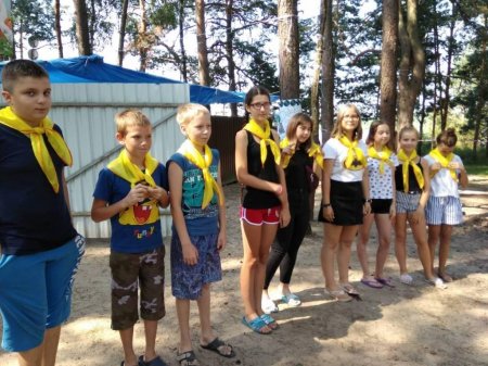 Перший день роботи літнього наметового  англомовного табору "Поліглот" для учнів 5-9 класів