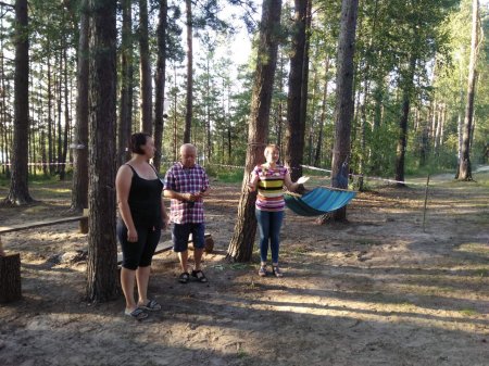 Перший день роботи літнього наметового  англомовного табору "Поліглот" для учнів 5-9 класів