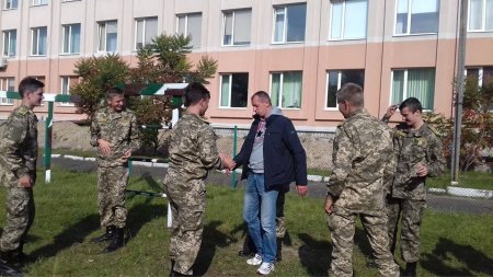 Заняття з рукопашного бою