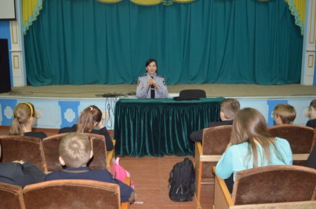 Зустріч з старшим інспектором ювенальної превенції
