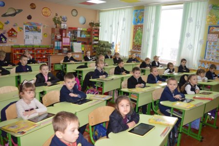 Планшети вже отримали. Далі буде.