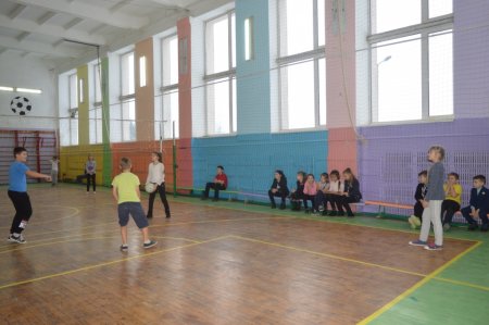 Змагання з малюкболу