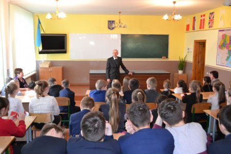 Зустріч із місцевим поетом