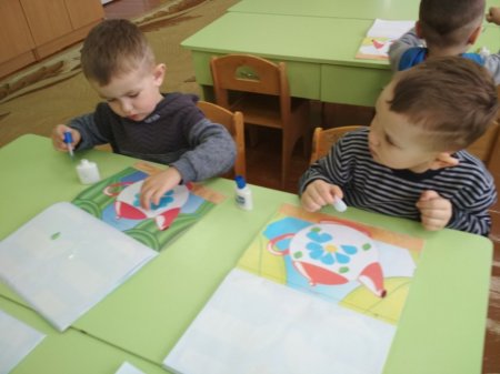 Занаття з аплікації