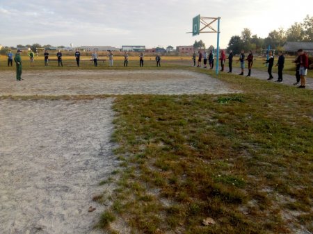 Ранкова зарядка учнів військово-спортивного профілю