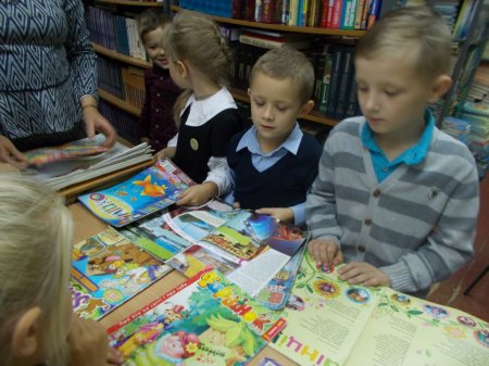 ЗНАЙОМСТВО ПЕРШОКЛАСНИИКІВ НУШ ЗІ ШКІЛЬНОЮ БІБЛІОТЕКОЮ