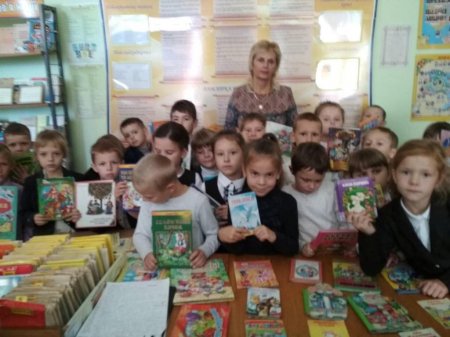 ЗНАЙОМСТВО ПЕРШОКЛАСНИИКІВ НУШ ЗІ ШКІЛЬНОЮ БІБЛІОТЕКОЮ
