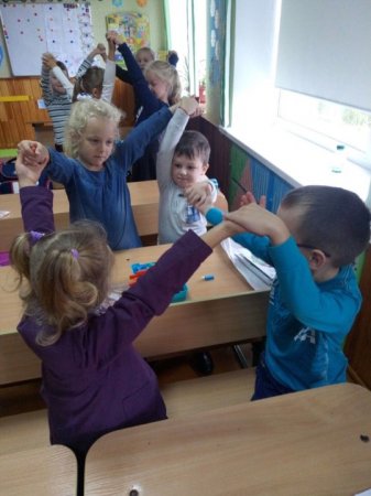 Першачки НУШ навчаються