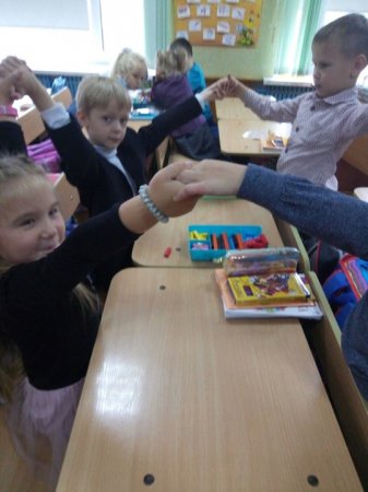 Першачки НУШ навчаються