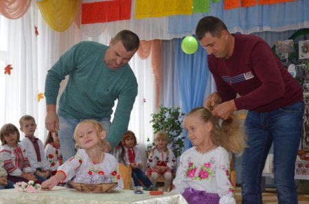 Родинне свято у дошкільних групах «Вулик»