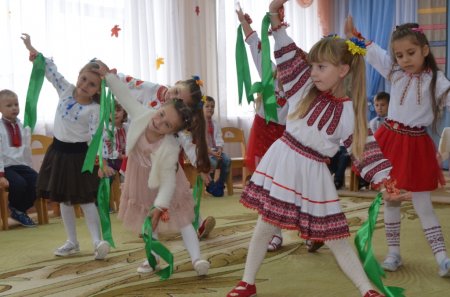 Родинне свято у дошкільних групах «Вулик»