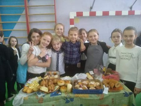 Благодійний ярмарок
