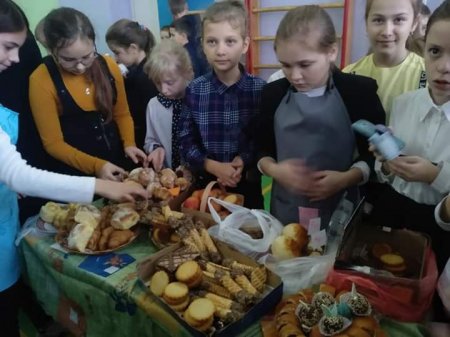 Благодійний ярмарок