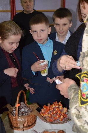 Благодійний ярмарок