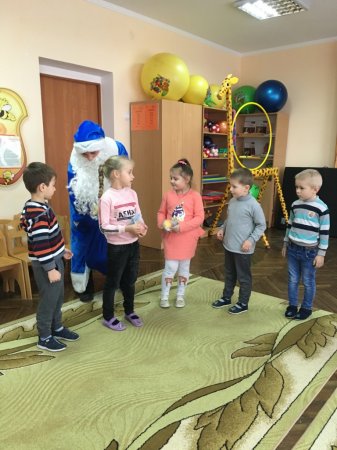 Святий Миколай завітав до «Вулика»