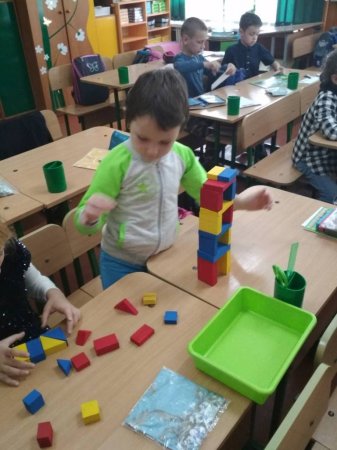 Шкільні будні та відпочинок нашого класу