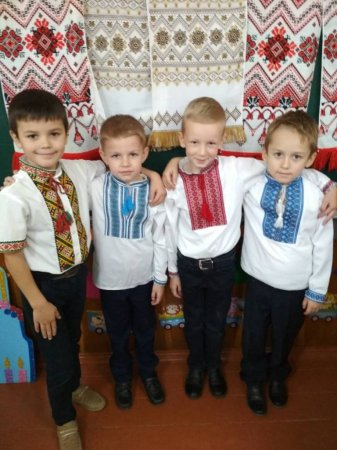 Шкільні будні та відпочинок нашого класу