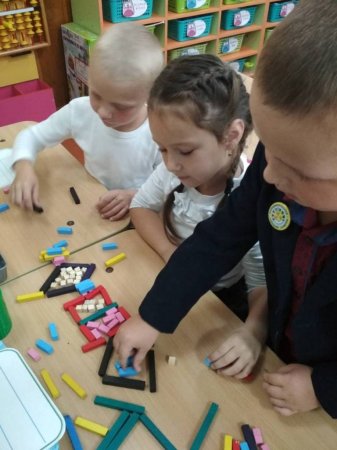 Шкільні будні та відпочинок нашого класу