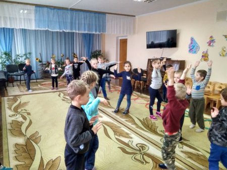  Заняття з фізкультури