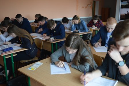 Консультування викладачами МЕГУ