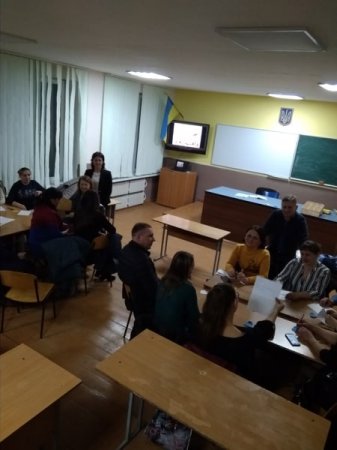 БАТЬКІВСЬКІ ЗБОРИ: НОВИЙ ФОРМАТ