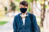 15 травня на пробне ЗНО учасники мають приходити в масках