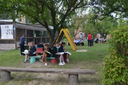 Освітній процес триває