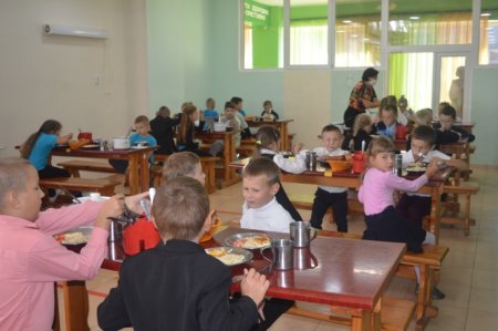Харчування відновлено