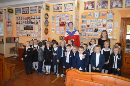 Екскурсія у ІІ залу етнографічного музею "Світлиця"