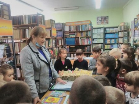 ЗНАЙОМСТВО ПЕРШОКЛАСНИКІВ НУШ ЗІ ШКІЛЬНОЮ БІБЛІОТЕКОЮ