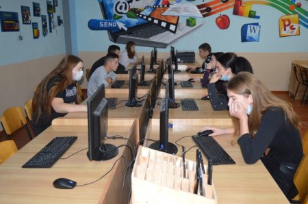 Компʼютерне тестування випускників