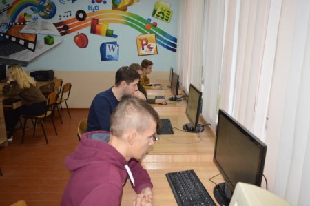 Компʼютерне тестування випускників
