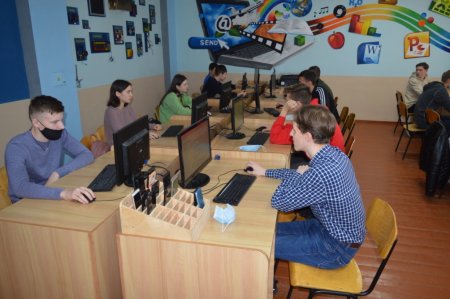 Компʼютерне тестування випускників