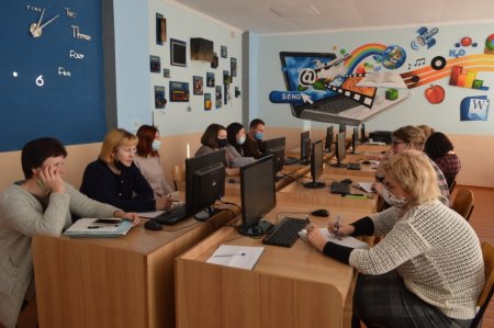 Навчання педагогічних працівників.
