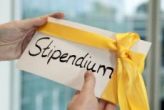 НАЙКРАЩІ УЧАСНИКИ ЗНО ОТРИМУВАТИМУТЬ ГРОШОВІ ПРЕМІЇ