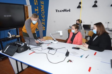 Опанування обладнання STEM-лабораторії