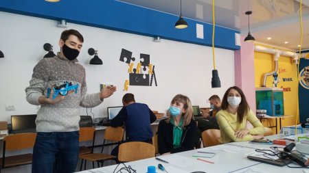 Опанування обладнання STEM-лабораторії