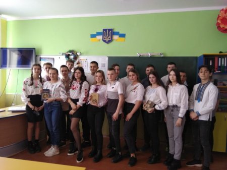 Декада української мови та літератури
