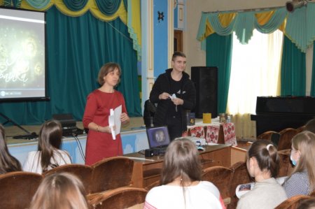 Виховна година на тему: «Сторінками життя безсмертного Кобзаря»