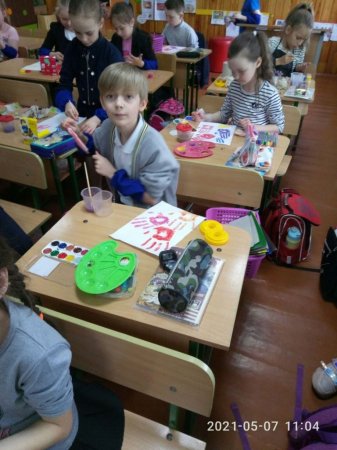 Підготовка до Дня матері