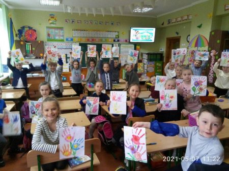 Підготовка до Дня матері