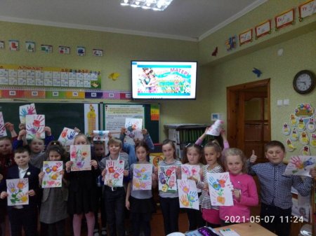 Підготовка до Дня матері