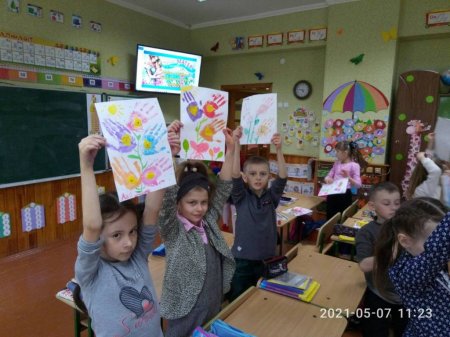 Підготовка до Дня матері