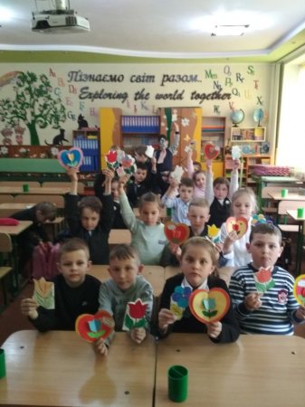 Підготовка до Дня матері