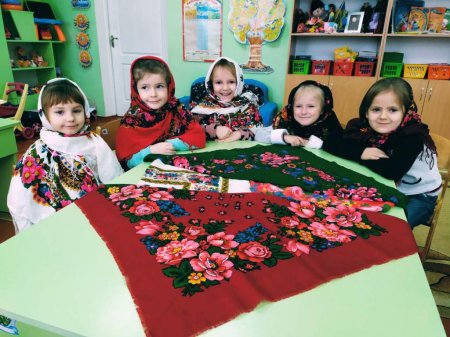 Флешмоб «Хустка – оберіг мого роду»